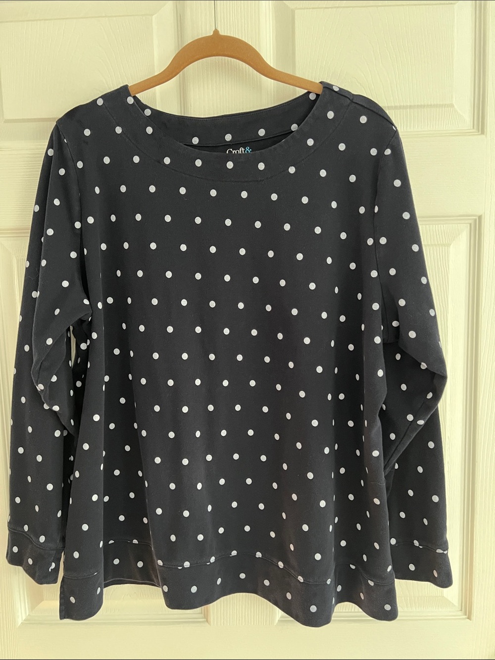 croft & barrow Navy and White Polka Dot Long Sleeve tunic heavy cotton crewneck